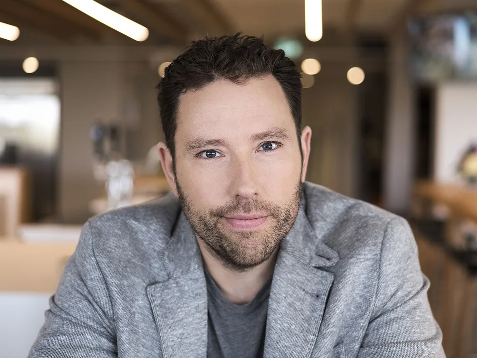 Jean-François Gagné, photographed for his original website